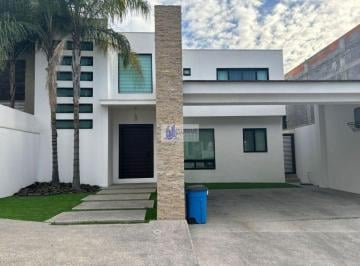 Casa de 3 habitaciones, Monterrey · Casa Venta Milagros de Valle Alto Zona Sur Monterrey