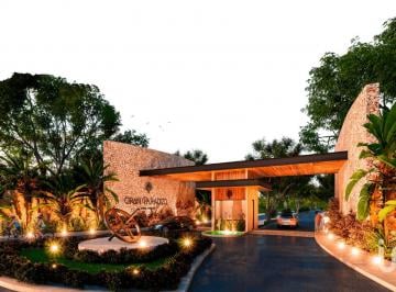 Terreno / Lote · 180m² · Gran Paradizo - Terrenos Residenciales y Comerciales Al Norte de Merida, en Ixil, Yucatán