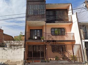 Casa de 4 habitaciones, León · Casa en Venta Ernestina Garfias, Buenavista León Guanajuato Recuperación Bancaria