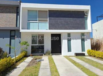 Casa en condominio de 4 habitaciones, Corregidora · Casa en Venta 4 Recamaras (1 en Planta Baja), Cañadas del Arroyo, Corregidora