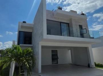 Casa · 283m² · 4 Recámaras · 3 Estacionamientos · Casa - Residencial Lomas Residencial