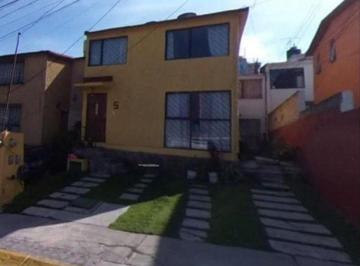 Casa de 3 habitaciones, Atizapán de Zaragoza · Vendo Casa en Remate, en Real de Los Robles 5a, Real de Atizapán, Atizapán de Zaragoza, Edo. de Méx