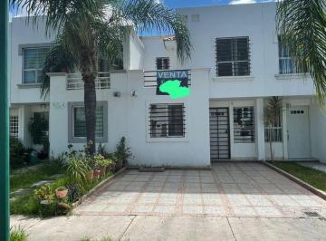 Casa de 3 habitaciones, León · Casa en Venta Brisas del Lago.
