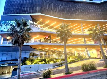 Local comercial , Chihuahua · Local Comercial en Renta 179 m² Torre Azenzo $68,111 Mas Mtto.