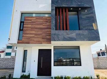 Casa de 3 habitaciones, Pachuca · Casa en Venta Monterreal, con 3 Recámaras, Roof con Pergola, Cocina Ultra Equipada, Jardín con Pasto