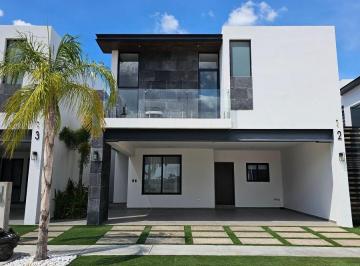Casa de 3 habitaciones, Culiacán · Casa en Renta en Portalegre Valley Totalmente Equipada