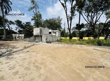 Terreno / Lote · 225m² · Terreno en Centro Jiutepec