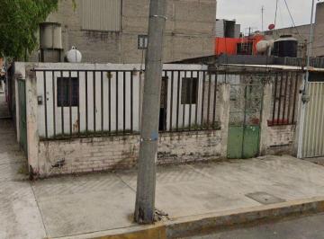 Casa de 2 habitaciones, Iztapalapa · Casa en Venta en Constitucion de 1917, Iztapalapa, Ciudad de Mexico.