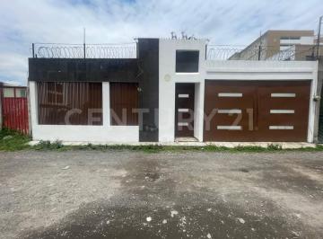Casa · 117m² · 3 Recámaras · 4 Estacionamientos · Casa en Venta en La Magdalena, Ocotitlan, Metepec, Estado de México