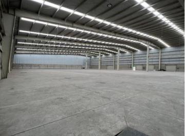 Nave industrial · 3164m² · 4 Estacionamientos · Renta Bodega Triple a Cerca de Volkswagen