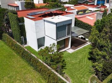 Casa · 434m² · 3 Recámaras · 4 Estacionamientos · Casa en Conjunto Habitacional Quinta Mañanitas