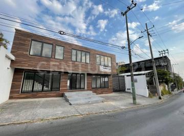 Local comercial · 399m² · 13 Estacionamientos · Edificio Comercial Sobre Av San Juan en Colonia Chapultepec, Cuernavaca Morelos.