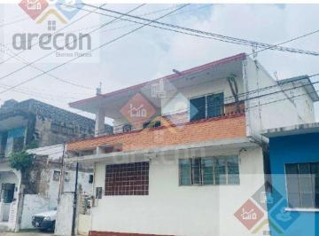 Casa · 210m² · 4 Recámaras · Casa en Venta en Zona Centro Tampico