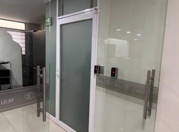 Oficina , Guadalajara · Oficina o Consultorio en Renta Zona Hospital Country 2000