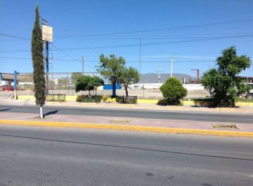 Bodega comercial , Saltillo · Amplio Terreno En. Blvd Idisro Lopez