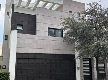 Casa de 4 habitaciones, Monterrey · Casa con 190 m² Superficie de Terreno, 4 Habitaciones en Venta en Bosques de Las Cumbres