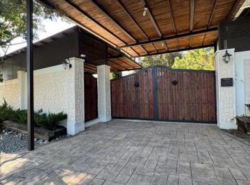 Villa · 2288m² · 2 Recámaras · 10 Estacionamientos · Villa - El Barrial