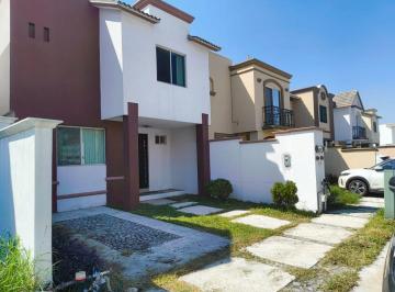 Casa de 3 habitaciones, Monterrey · Casa en Renta en Privada en Puerta de Hierro