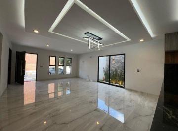 Casa de 4 habitaciones, Corregidora · Hermosa Casa Súper Amplia