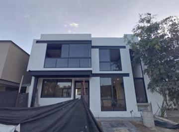 Casa en condominio · 268ha · 4 Recámaras · 2 Estacionamientos · Casa en Preventa Arbolada Bosques de Santa Anita Tlajomulco