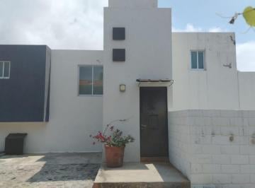 Casa · 165m² · 3 Recámaras · 2 Estacionamientos · Casa en Fraccionamiento en Lomas del Sol Cuernavaca - Ims - 1350 - Fr