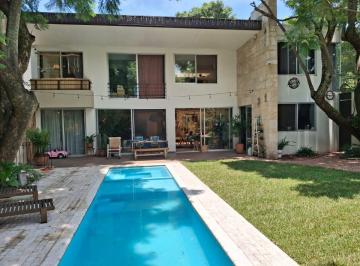 Casa de 4 habitaciones, Cuernavaca · Venta Casa Semi Nueva con Seguridad en Remate No Vigilancia, Fracc. Bella Vista, Norte