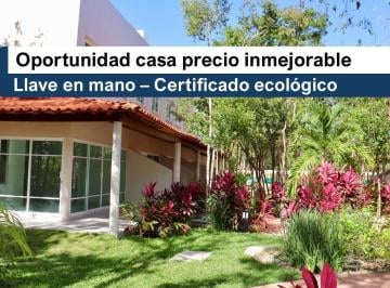 Casa · 76m² · 2 Recámaras · 2 Estacionamientos · Vivienda Ecológica con Diseño Moderno y Precio Imbatible Playa del Carmen