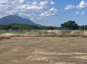 Terreno comercial · 3000m² · Terreno Comercial en Renta en Loma Prieta