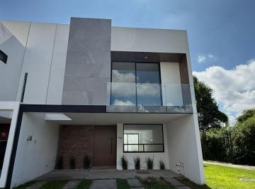 Casa · 201m² · 3 Recámaras · 2 Estacionamientos · Casa en Venta Fraccionamiento Monte Real