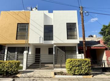 Casa · 145m² · 3 Recámaras · 1 Estacionamiento · Casa en Venta, Col. Colinas de Atemajac, Zapopan, Jalisco.