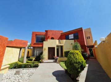 Casa de 5 habitaciones, Puebla · Casa con 5 Recámaras en Venta con 891 m² Superficie de Terreno en Fundadores de Zavaleta