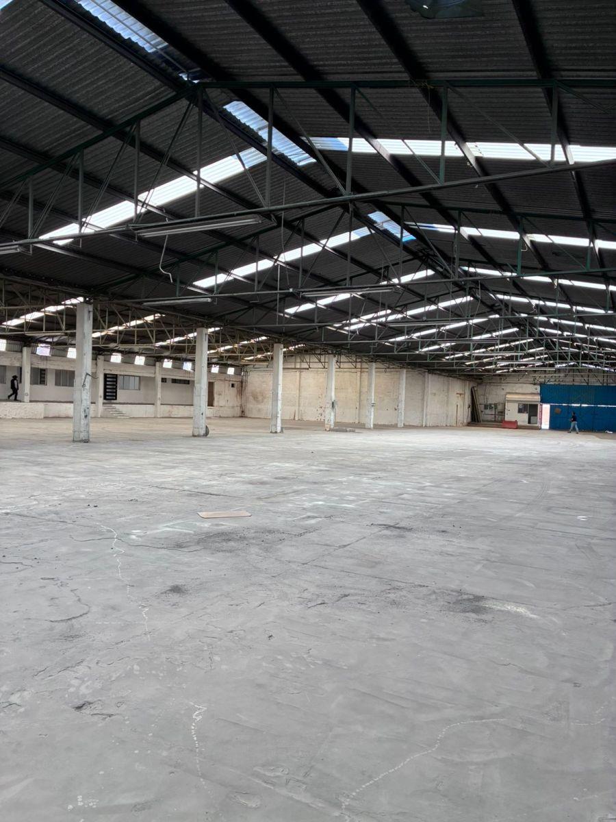 Bodega de 2754 m a Pie de La Federal Atlixco en Renta o Venta