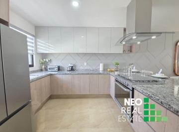 Casa de 3 habitaciones, El Marqués · Residencia de Lujo en Venta en Zakia