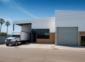 Bodega comercial · 740m² · 6 Estacionamientos · Bodega Industrial en Renta Tijuana