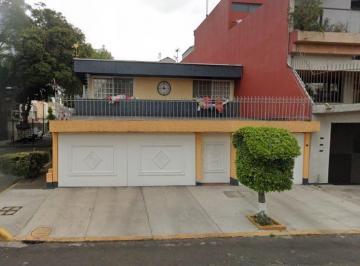 Casa de 4 habitaciones, Coyoacán · Casa en Venta en Paseos de Taxqueña, Coyoacán, Cdmx