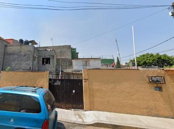 Casa en Venta de 3 habitaciones San Lorenzo · Casa 215 m² con 3 Recámaras en Venta en San Lorenzo