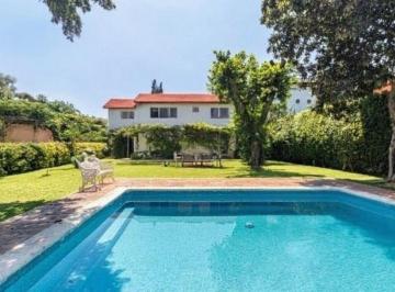 Casa · 355m² · 3 Recámaras · 2 Estacionamientos · Casa en Fraccionamiento en Club de Golf Tabachines Cuernavaca - Maz - 2480 - Fr