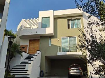 Casa de 3 habitaciones, Zapopan · Excelente Casa en Venta en Coto Lomas del Valle Naciones Unidas