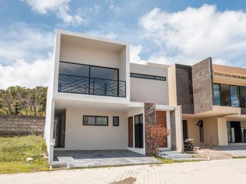 Exclusiva oportunidad de venta. casa sendero 28 sauco, haras, puebl…