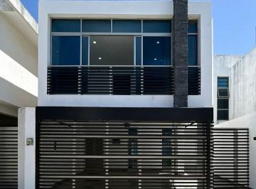 Casa en Venta
en Cubika Residencial ,Veracruz
212m2 de construcción
135m2 de ter · Casa en Venta en Fraccionamiento Cubika, boca de Río, veracruz