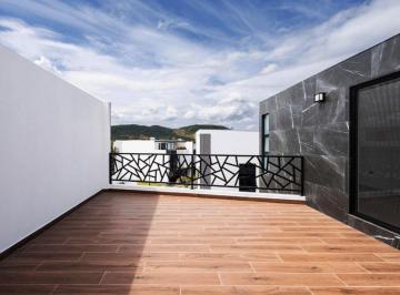 Casa · 365m² · 4 Recámaras · 2 Estacionamientos · Casa en Venta en Parque Tlaxcala, Lomas con 4 Recámaras