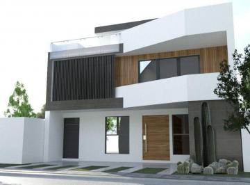 Casa · 320m² · 4 Recámaras · 3 Estacionamientos · Casa en Venta en Parque San Marino, con Terraza en Sueño