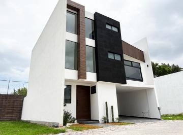 Casa · 249m² · 3 Recámaras · 2 Estacionamientos · Casa en Venta en Kinara Residencial