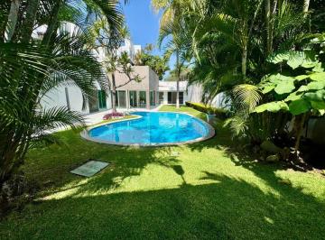 Casa de 4 habitaciones, Cuernavaca · Hermosa Residencia de Una Planta en Privada Acapantzingo Cuernavaca