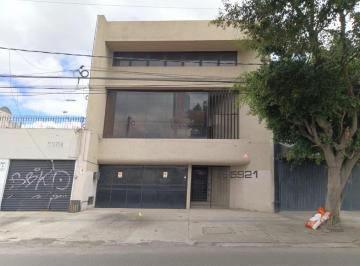 Edificio , León · Edificio Para Oficinas en Renta Sobre Boulevard