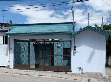 Casa de 2 habitaciones, León · Tu Casa con Negocio Propio en Paseos Miravalle, León, Guanajuato.