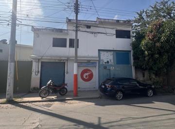 Bodega comercial , Zapopan · Bodega con Locales y Oficinas en Mariano Otero
