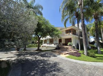 Casa de 3 habitaciones, Zapopan · Residencia de Lujo en Valle Real – Espacios con Carácter, Diseño y Distinción