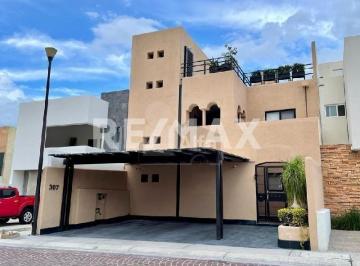 Casa de 4 habitaciones, Querétaro · # 111 Venta de Casa en Cumbres del Lago, Juriquilla, Queretaro.