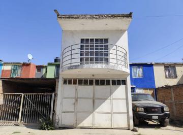 Casa de 1 habitación, San Pedro Tlaquepaque · Casa en Venta en San Martín de Las Flores, Tlaquepaque